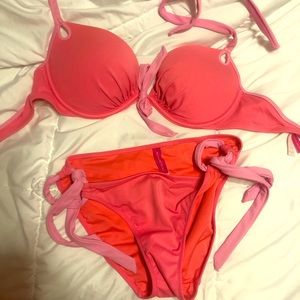 Victoria Secret bathing suit 👙
